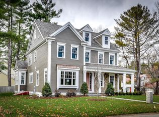 16 Hamilton Rd, Wellesley, MA 02482