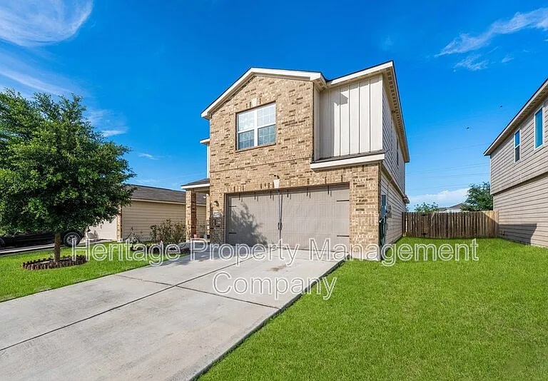 739 Veloway Trl — Photo 2
