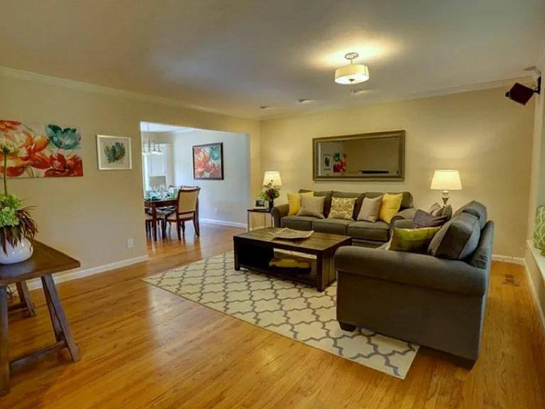 3185 Temple Ct — Photo 4