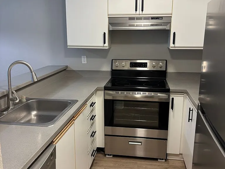 City View Apartments in West Seattle — Photo 89