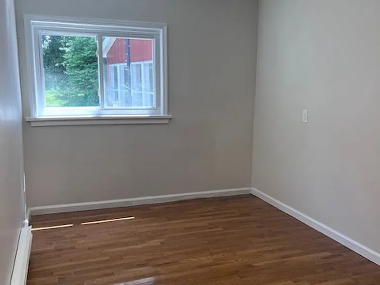 14311 Rt9w House — Photo 34