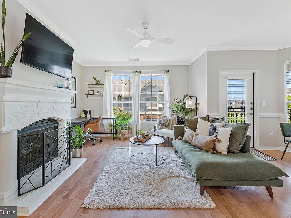 1st image of 12949 Centre Park Cir APT 408