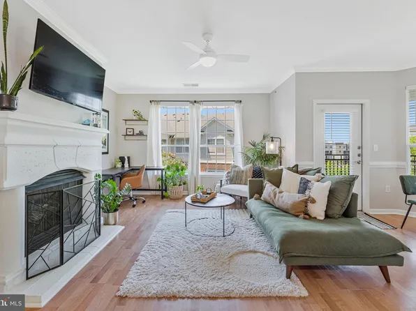 12949 Centre Park Cir APT 408, Herndon, VA 20171