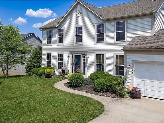 3rd image of 2579 Buckeye Blvd