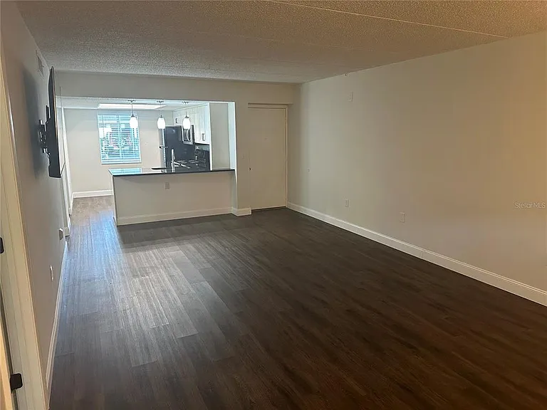 207 Palmetto Ct — Photo 5