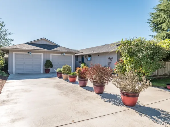 1 Teal Street, Longview, WA 98632