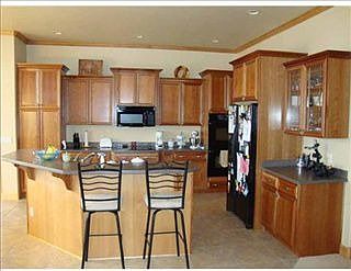 5th image of 4142 Waterford Dr