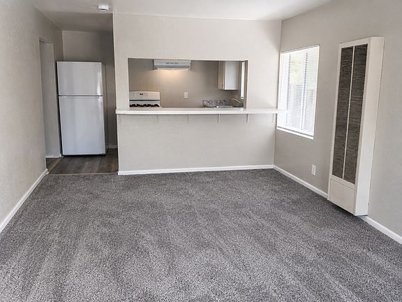 2nd image of 2553 Lexington St APT C