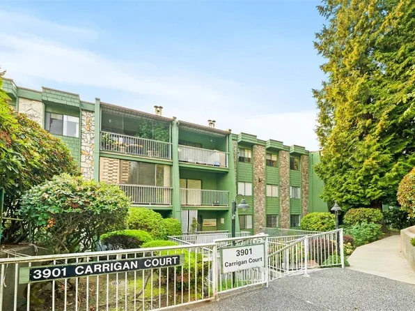 3901 Carrigan Ct #112, Burnaby, BC V3N 4K1