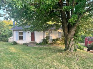 1491 Thames Dr, Lexington, KY 40517