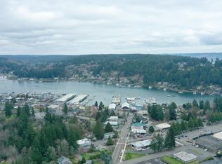 7421 Pioneer Way, Gig Harbor, WA 98335