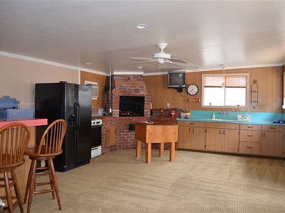 4th image of 120 Hobson St