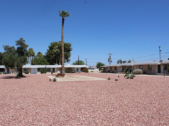 2nd image of 10352 W Oakmont Dr