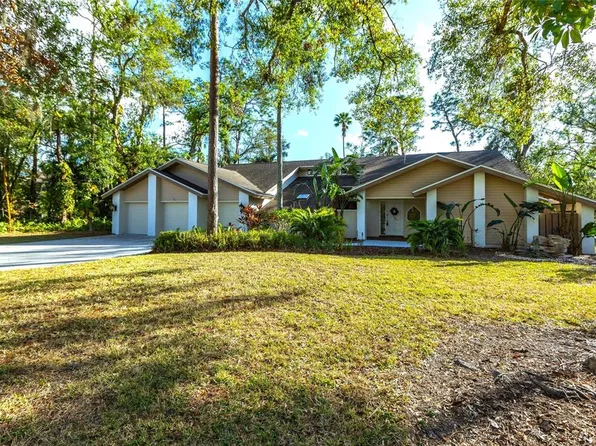 5131 Willow Leaf Dr, Sarasota, FL 34241