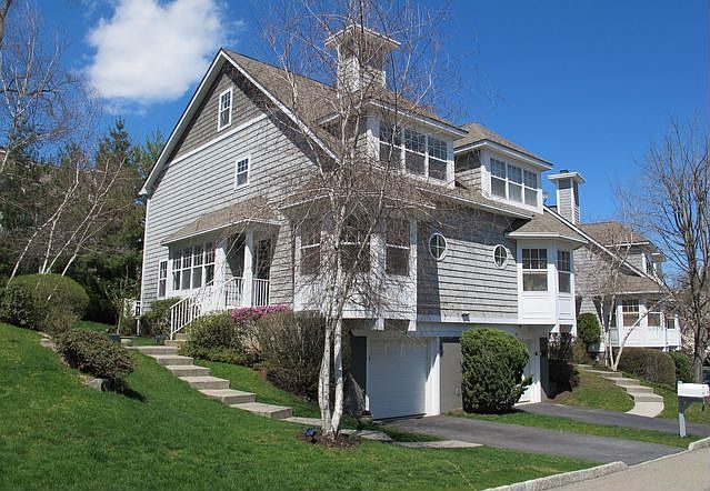 1st image of 44 Mystic Dr #44