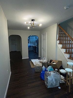 4th image of 121 Van Cortlandt Ave W #1