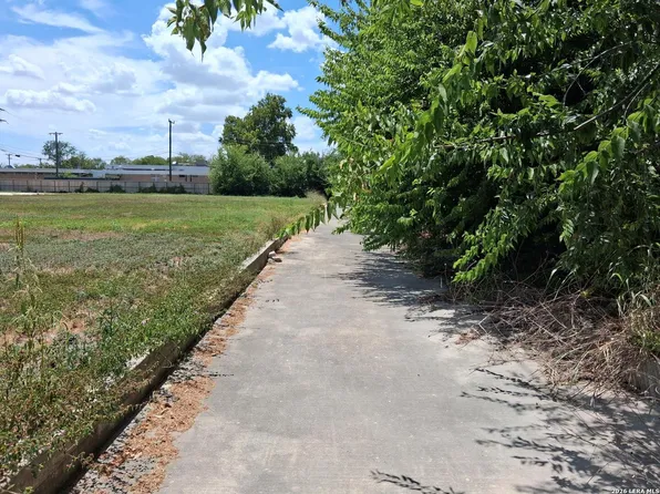 317 W LANGLEY BLVD LOT CB 57, Universal City, TX 78148