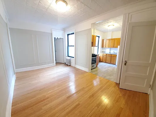 Rented by Smart NY Realty LLC | media 8