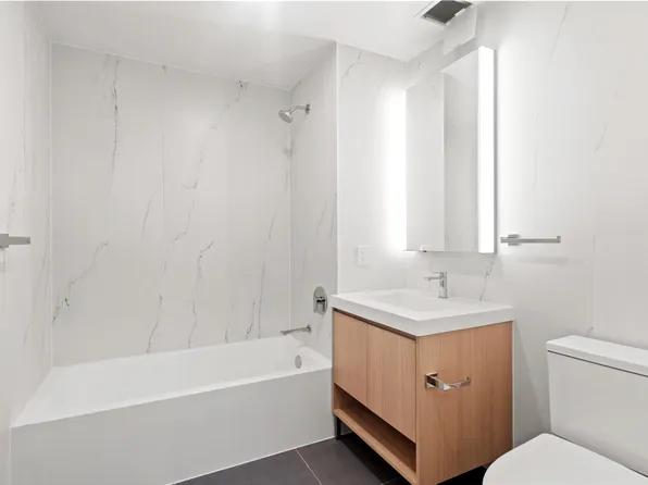 1054 41st Street image 9 of 10