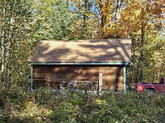 5th image of 986 Lakewood Road