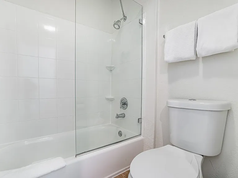 1212 NW 82nd Ave #912 — Photo 5