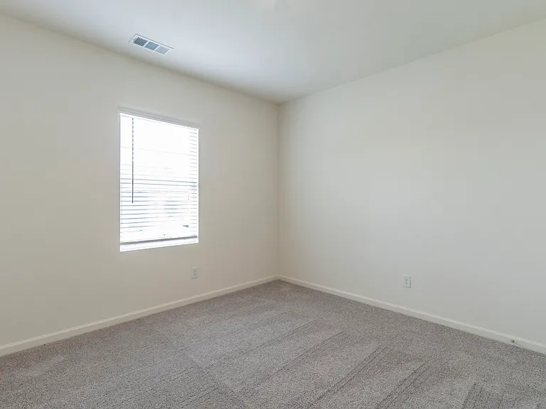 1888 Everglades Dr — Photo 16