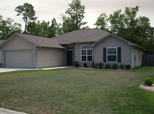 353 Creekside Dr, Saint Marys, GA 31558