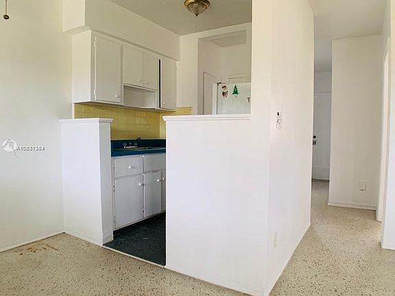 3rd image of 12160 NE 8th Ave APT 4