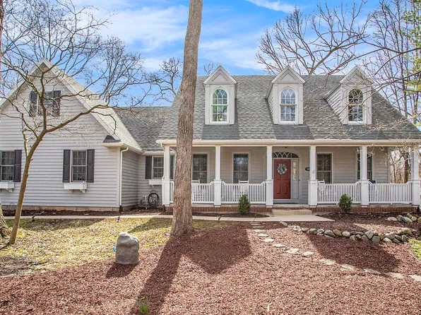 3160 Dogwood Trl, Niles, MI 49120
