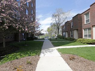 5301 S Cottage Grove Ave, Chicago, IL 60615