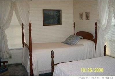 5th image of 2034 Haileys Ferry Rd