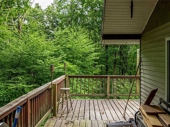 2nd image of 58 Hemlock Springs Dr