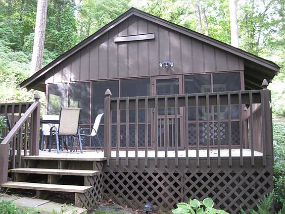 Blue Shutter Cottage (5)