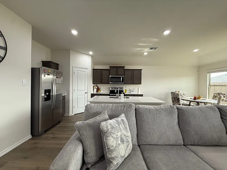 305 Charmed Way — Photo 9