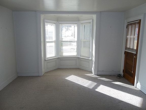 3rd image of 121 W Claremont St