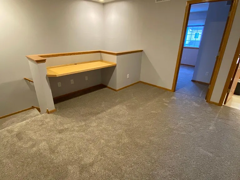 570 Tamarack Trl — Photo 6