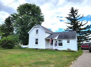2984 Deckerville Rd, Deckerville, MI 48427