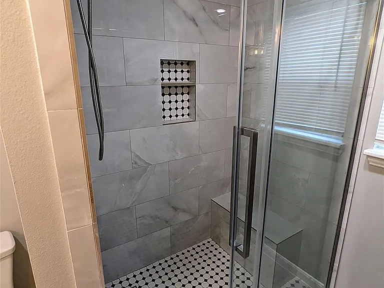 4714 Oakshire Dr #2 — Photo 14