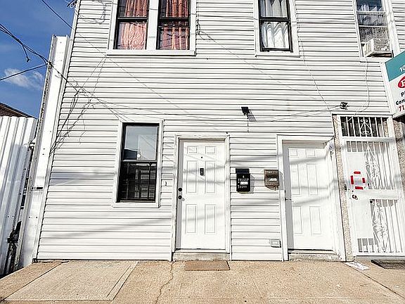 2nd image of 10209 Glenwood Rd