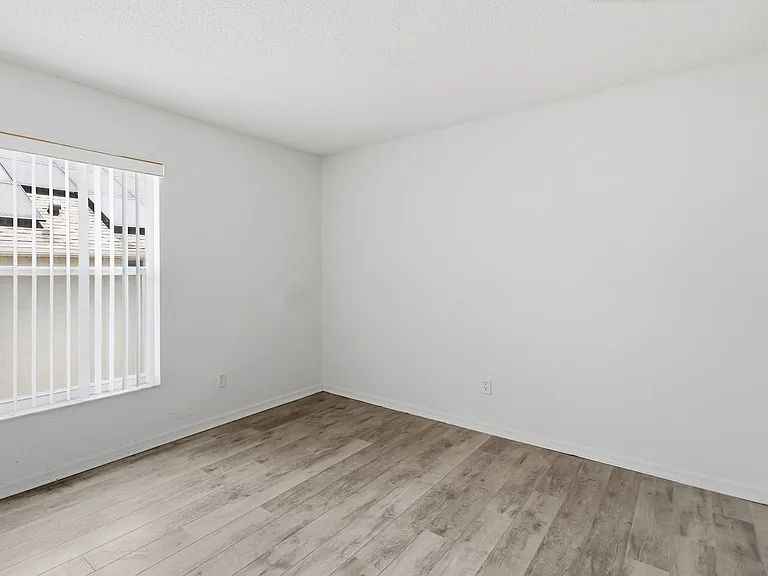 210 Pine Cone Dr — Photo 24