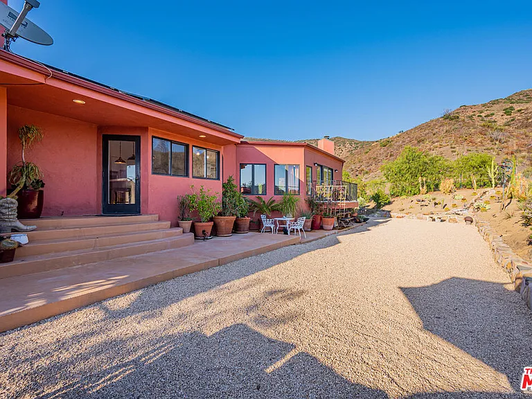 34136 Mulholland Hwy — Photo 36