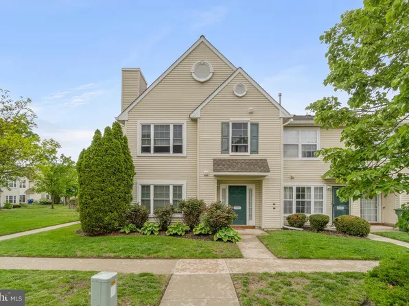 4401 Vesper Cir, Palmyra, NJ 08065