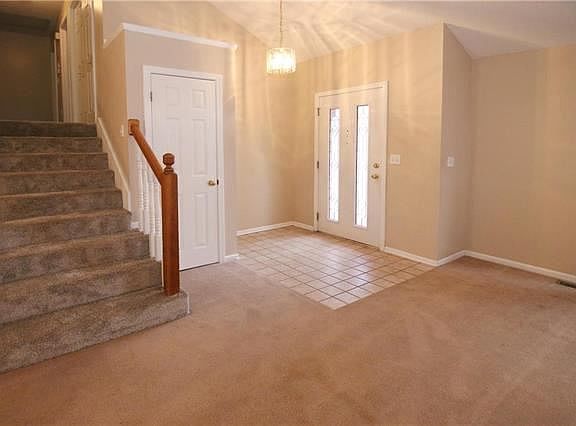 4th image of 8711 N Winan Ave
