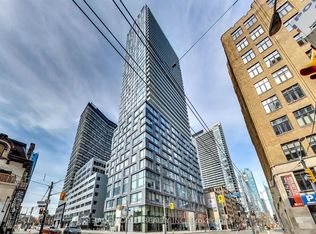 101 Peter St #2605, Toronto, ON M5V 0G6