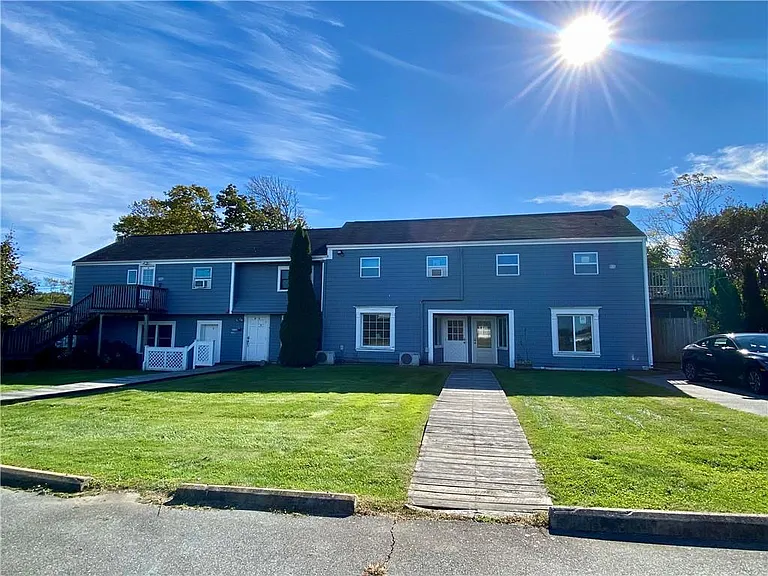 16 Clearview Ave #D — Photo 25