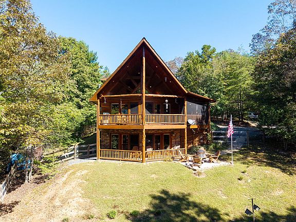2nd image of 278 Arapaho Walk