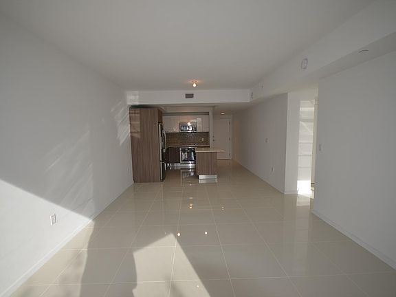 2nd image of 5300 Paseo Dr #312