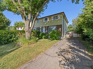 8 Gerrick Ct, Hamilton, ON L9C 6H2