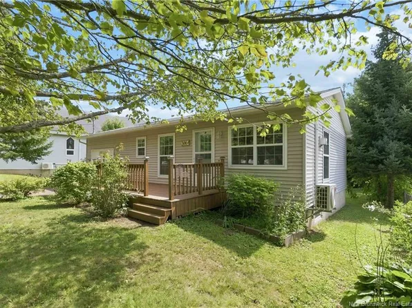3064 Main St, Salisbury, NB E4J 2L5