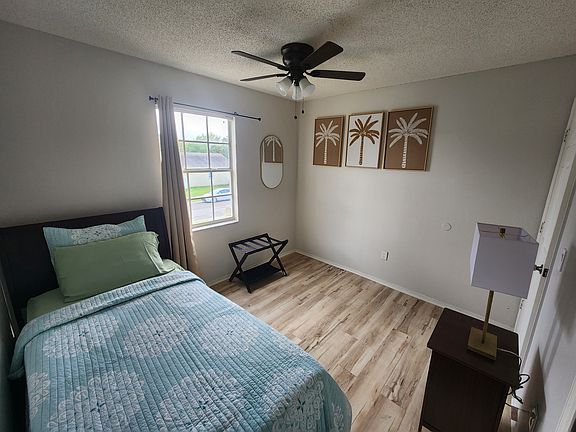 2nd image of 13701 Glasser Ave #3